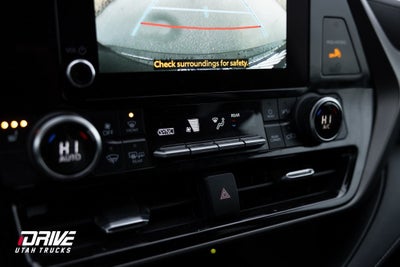 2023 Toyota Highlander Hybrid XLE