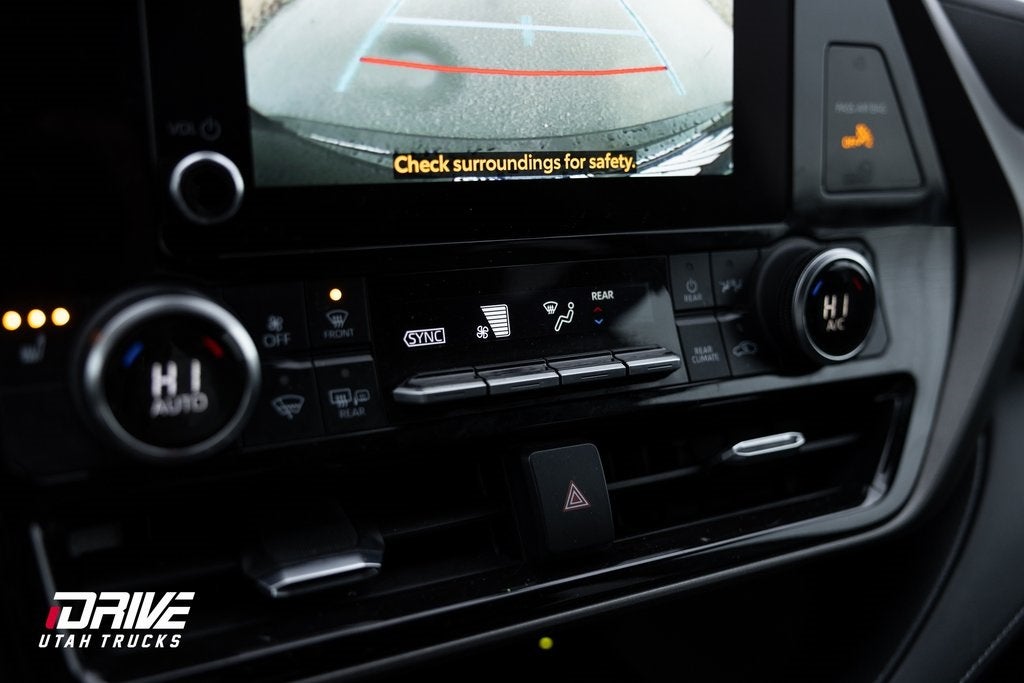 2023 Toyota Highlander Hybrid XLE