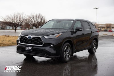 2023 Toyota Highlander Hybrid XLE