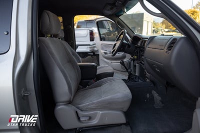 2004 Toyota Tacoma Base V6