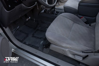 2004 Toyota Tacoma Base V6