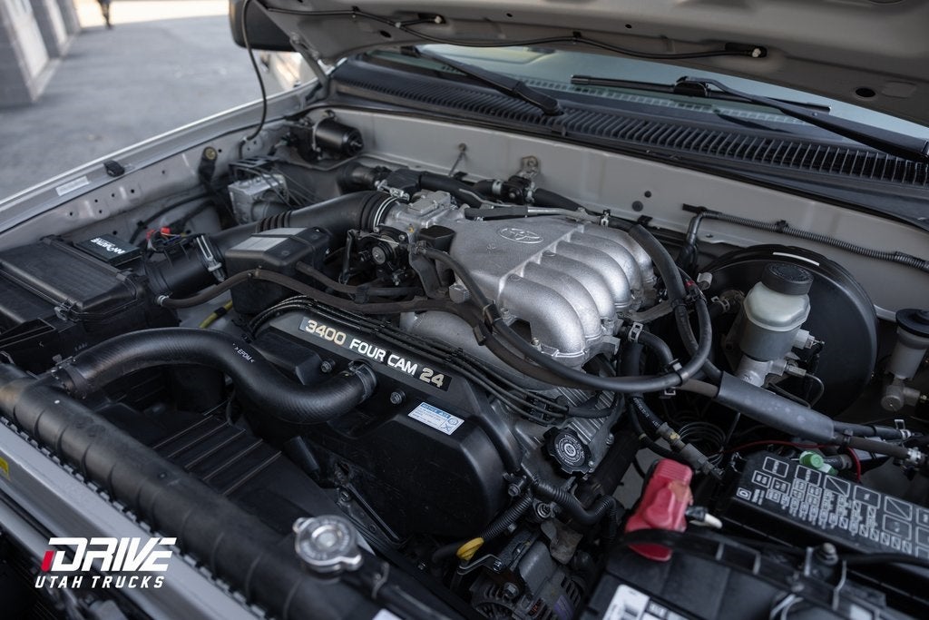 2004 Toyota Tacoma Base V6