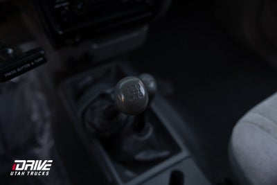 2004 Toyota Tacoma Base V6