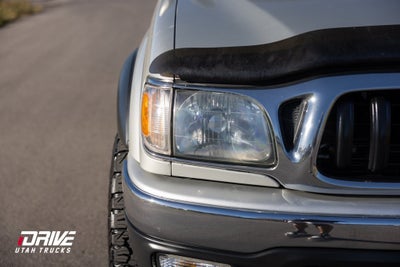 2004 Toyota Tacoma Base V6