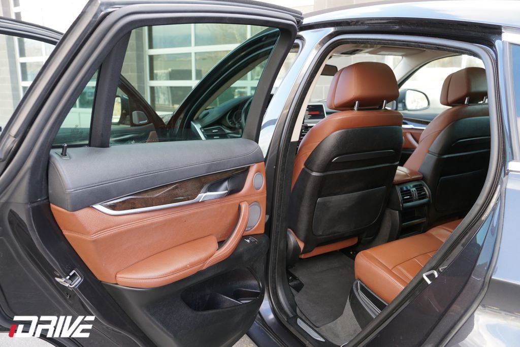 2015 BMW X6 xDrive50i