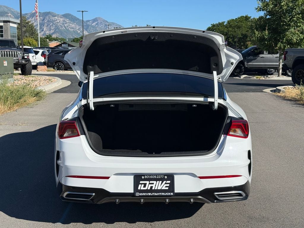 2023 Kia K5 GT-Line