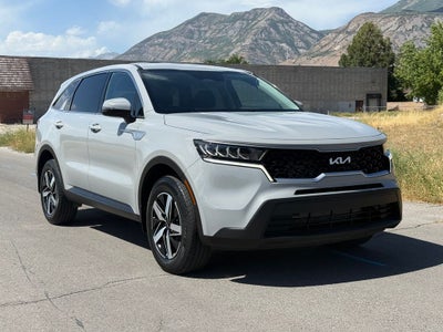 2022 Kia Sorento LX