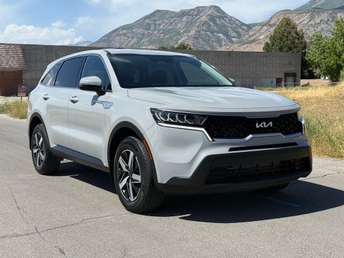 2022 Kia Sorento LX