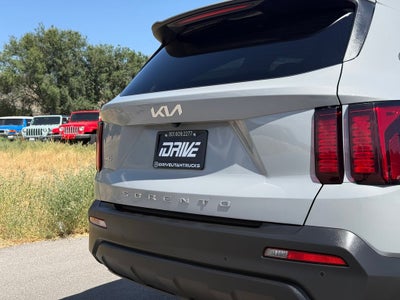 2022 Kia Sorento LX
