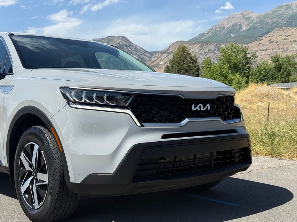 2022 Kia Sorento LX