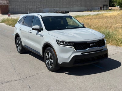 2022 Kia Sorento LX