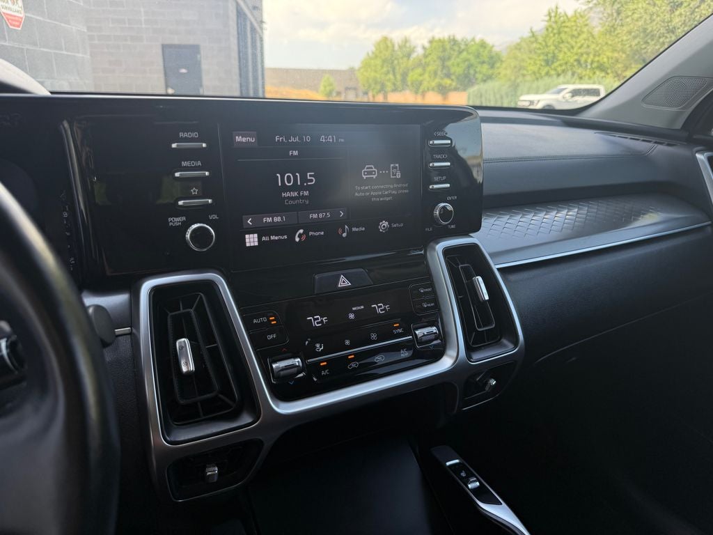 2022 Kia Sorento LX