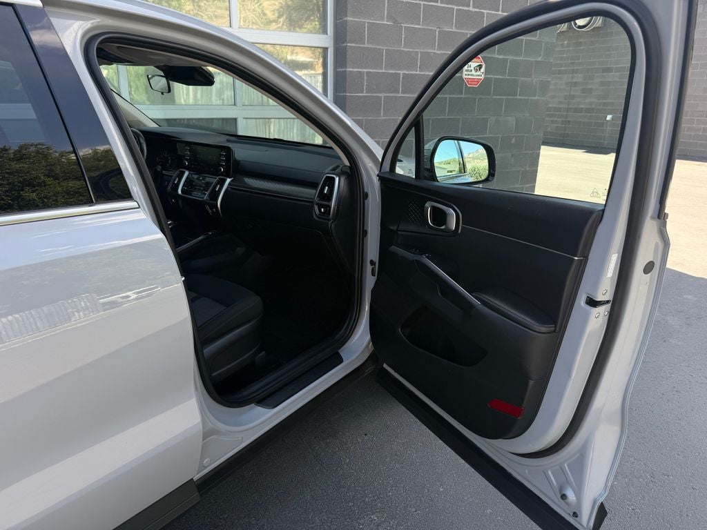 2022 Kia Sorento LX