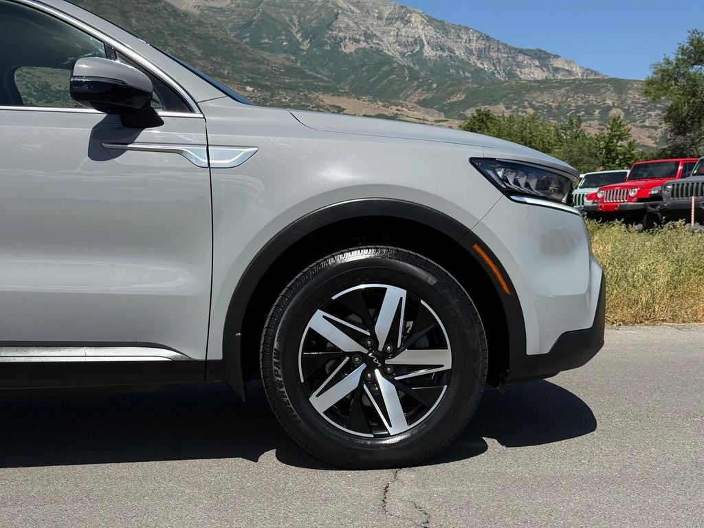 2022 Kia Sorento LX
