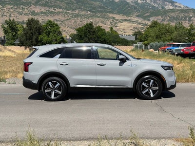2022 Kia Sorento LX