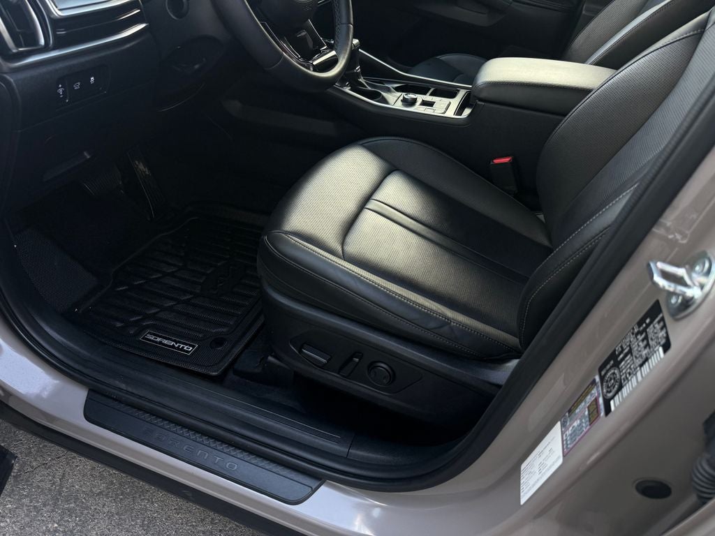 2025 Kia Sorento EX