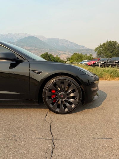 2023 Tesla Model 3 Performance