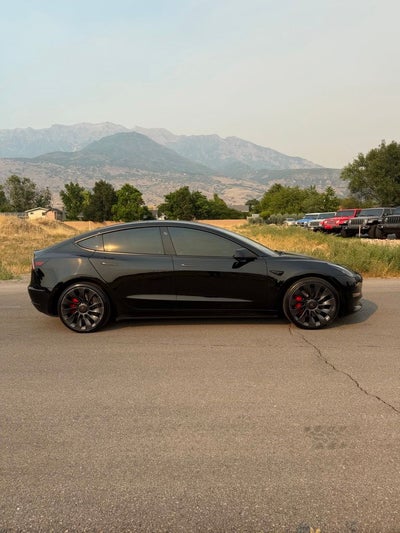 2023 Tesla Model 3 Performance