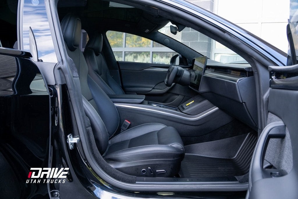 2021 Tesla Model S Plaid