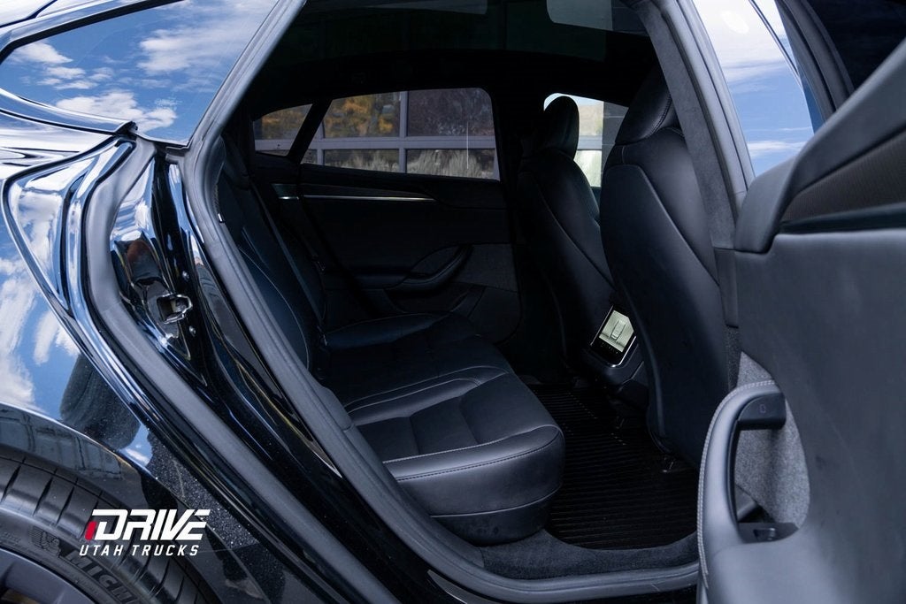 2021 Tesla Model S Plaid