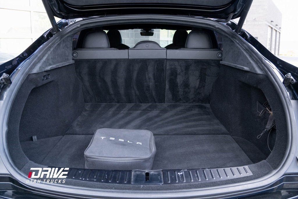 2021 Tesla Model S Plaid