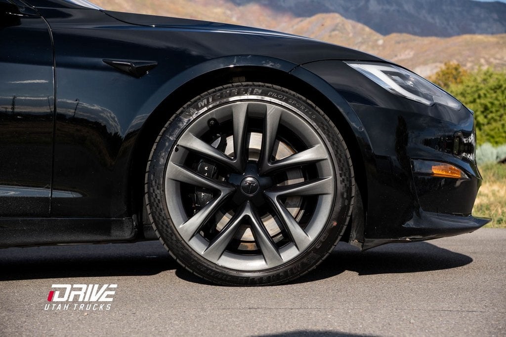 2021 Tesla Model S Plaid