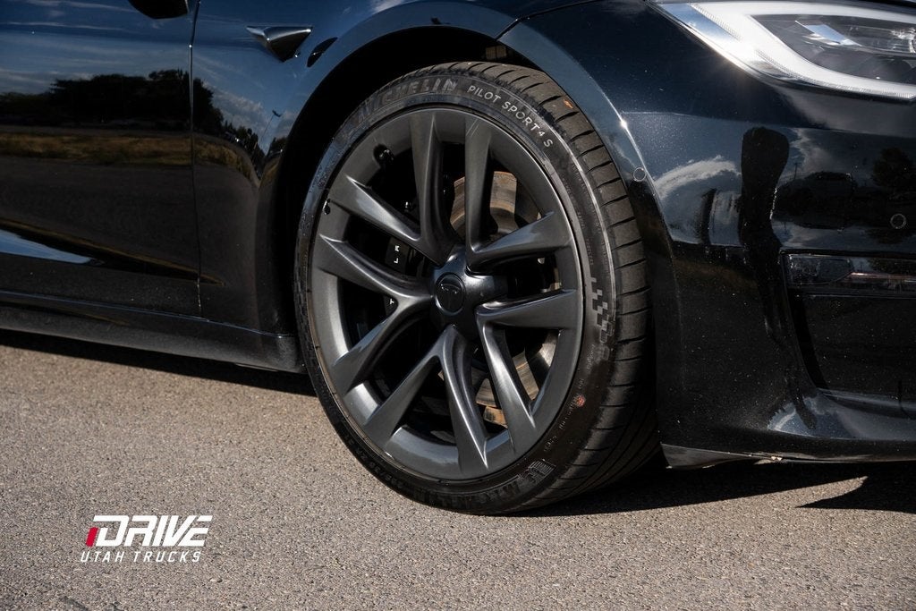 2021 Tesla Model S Plaid