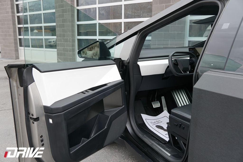 2024 Tesla Cybertruck Base