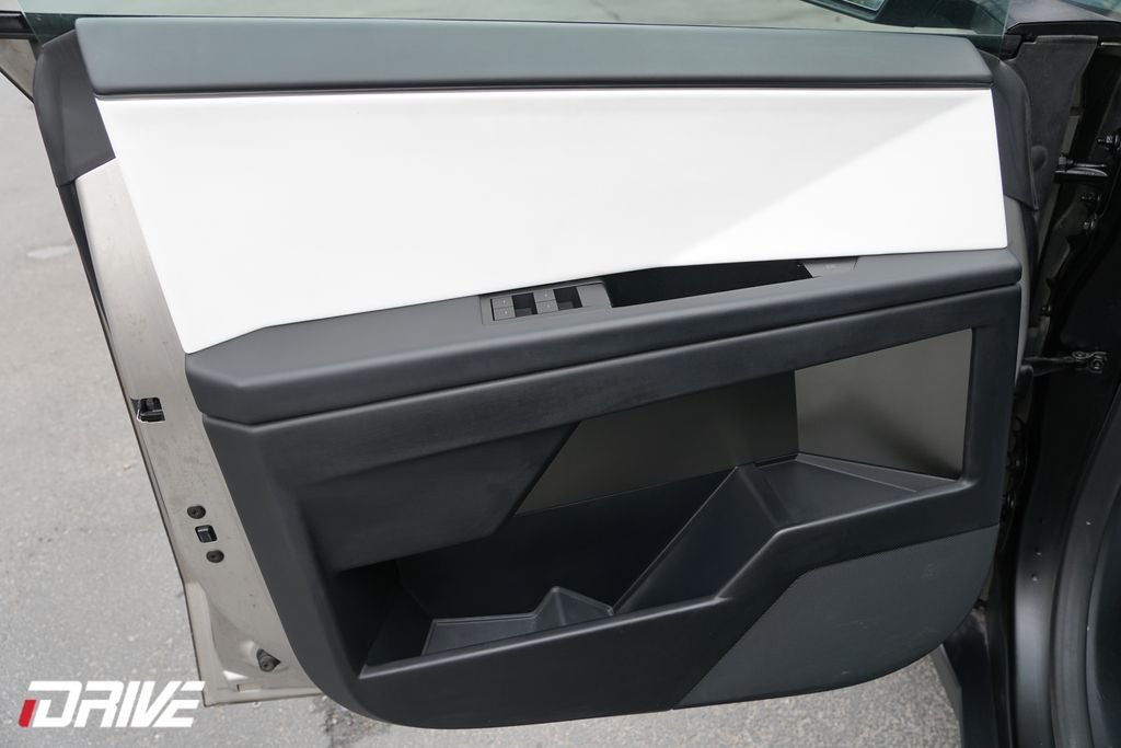 2024 Tesla Cybertruck Base