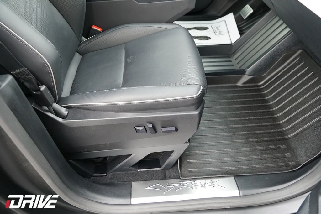 2024 Tesla Cybertruck Base