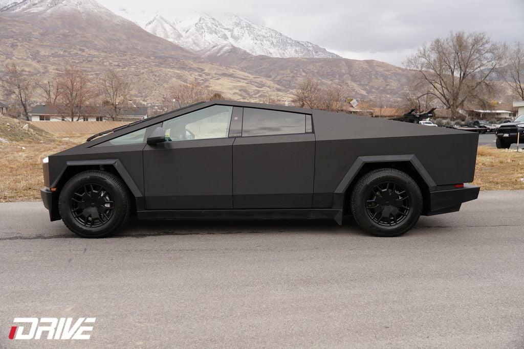 2024 Tesla Cybertruck Base