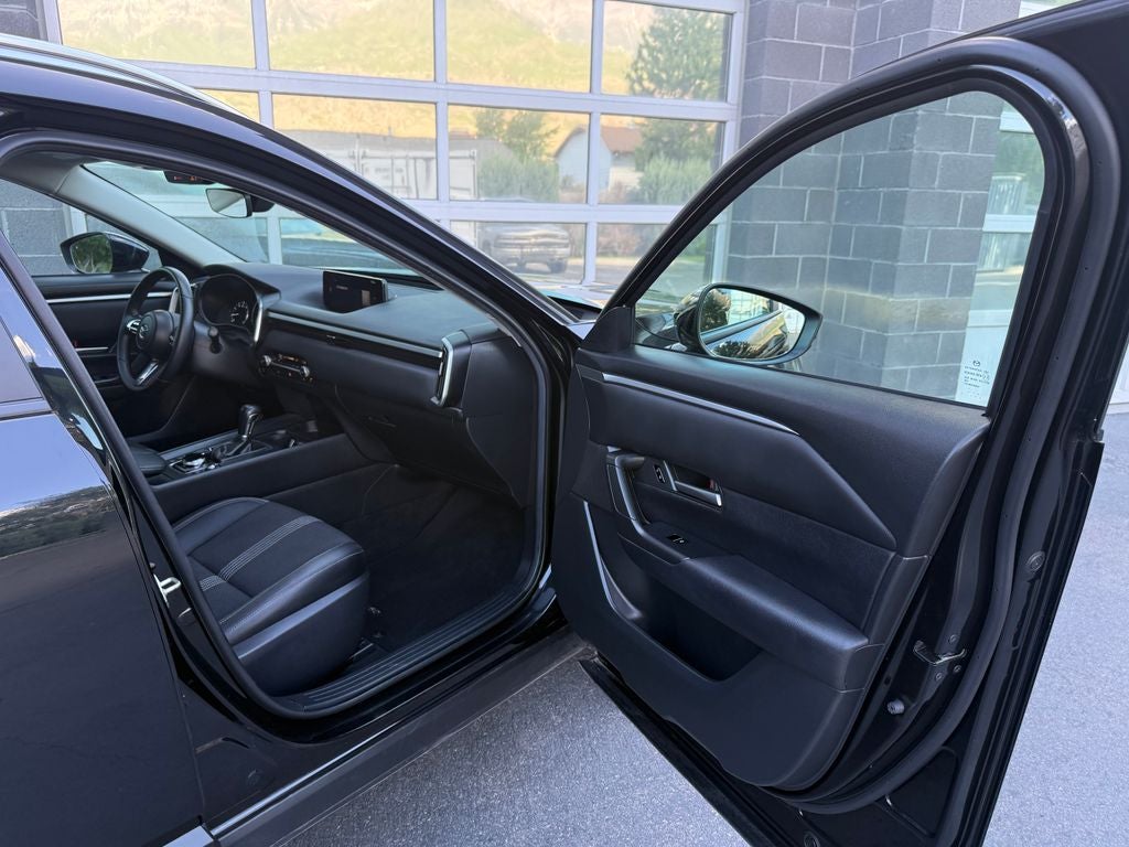 2025 Mazda Mazda CX-50 2.5 S Preferred Package