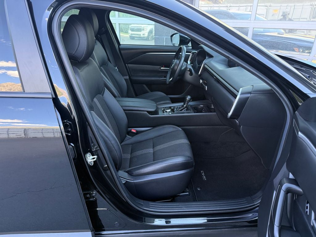 2025 Mazda Mazda CX-50 2.5 S Preferred Package