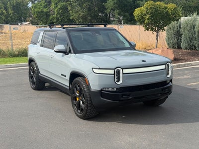 2023 Rivian R1S Adventure