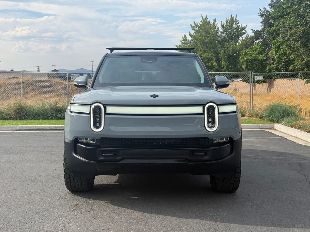 2023 Rivian R1S Adventure