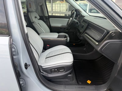 2023 Rivian R1S Adventure