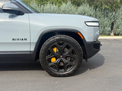2023 Rivian R1S Adventure