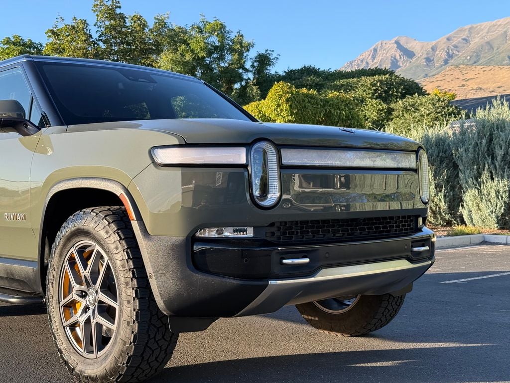 2022 Rivian R1S Launch Edition