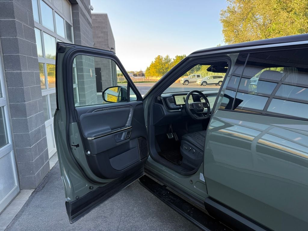 2022 Rivian R1S Launch Edition