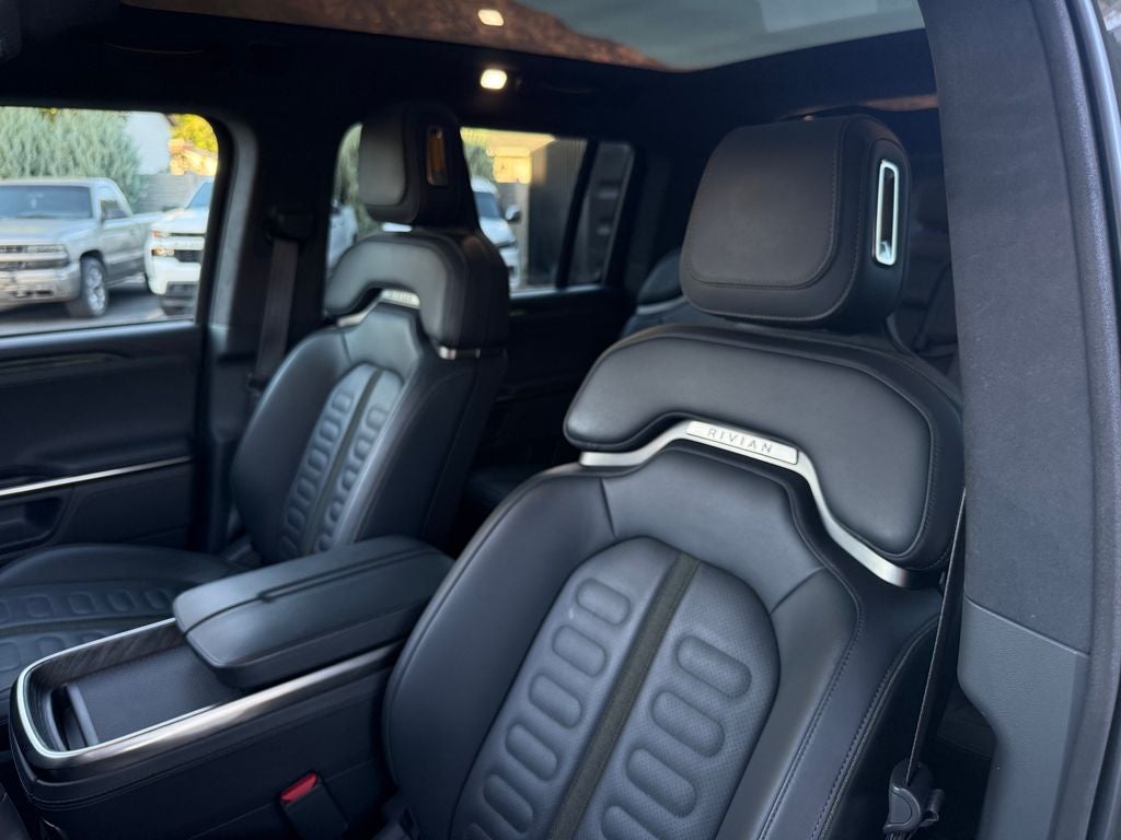 2022 Rivian R1S Launch Edition