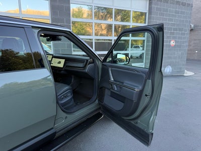 2022 Rivian R1S Launch Edition