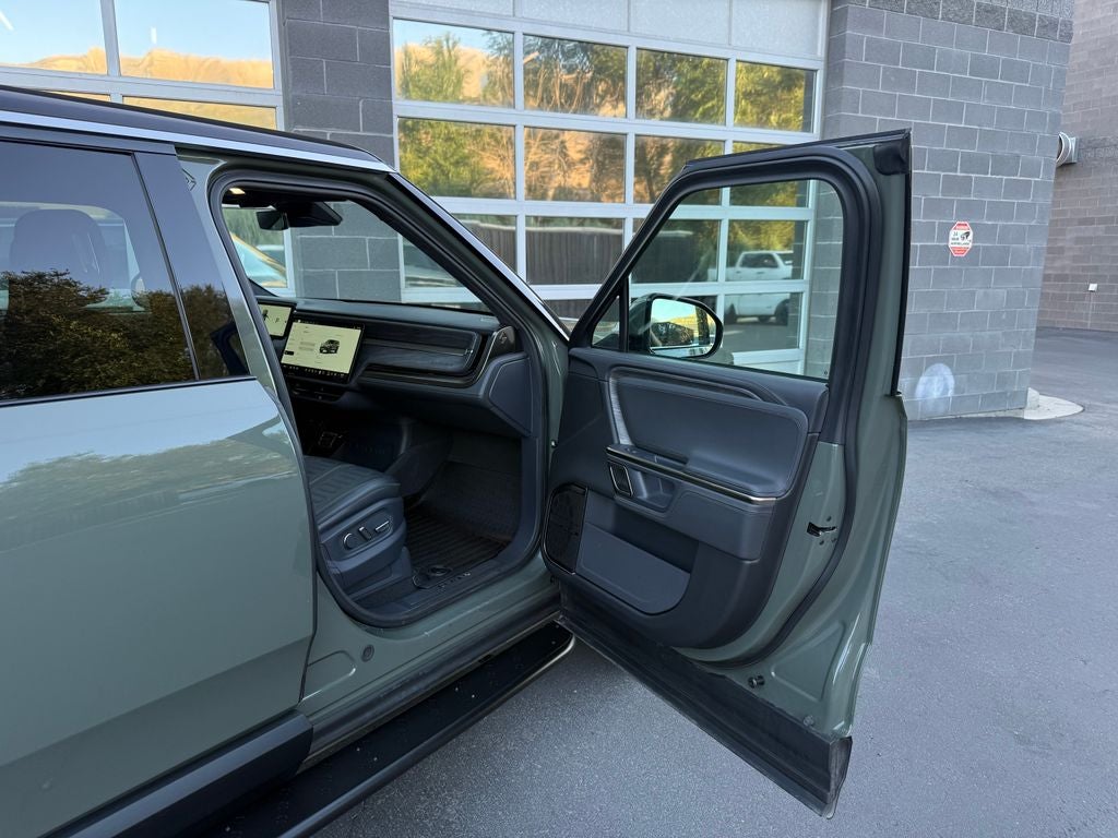 2022 Rivian R1S Launch Edition