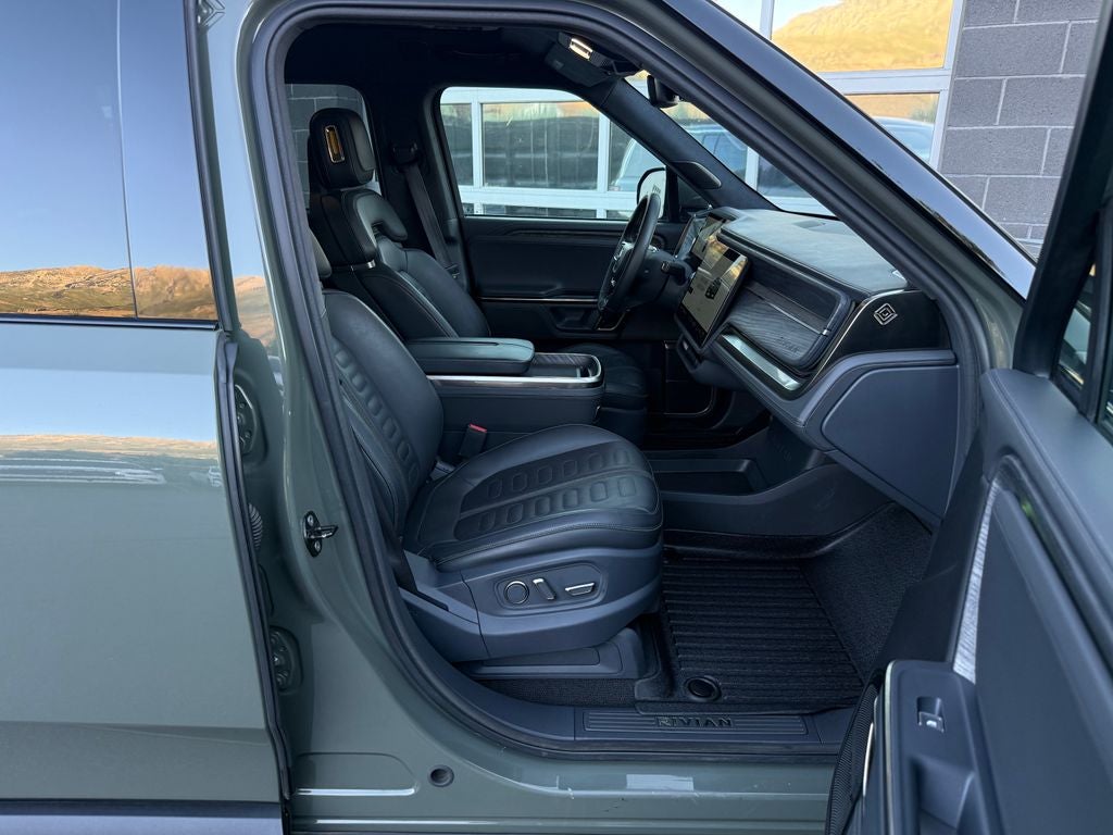 2022 Rivian R1S Launch Edition