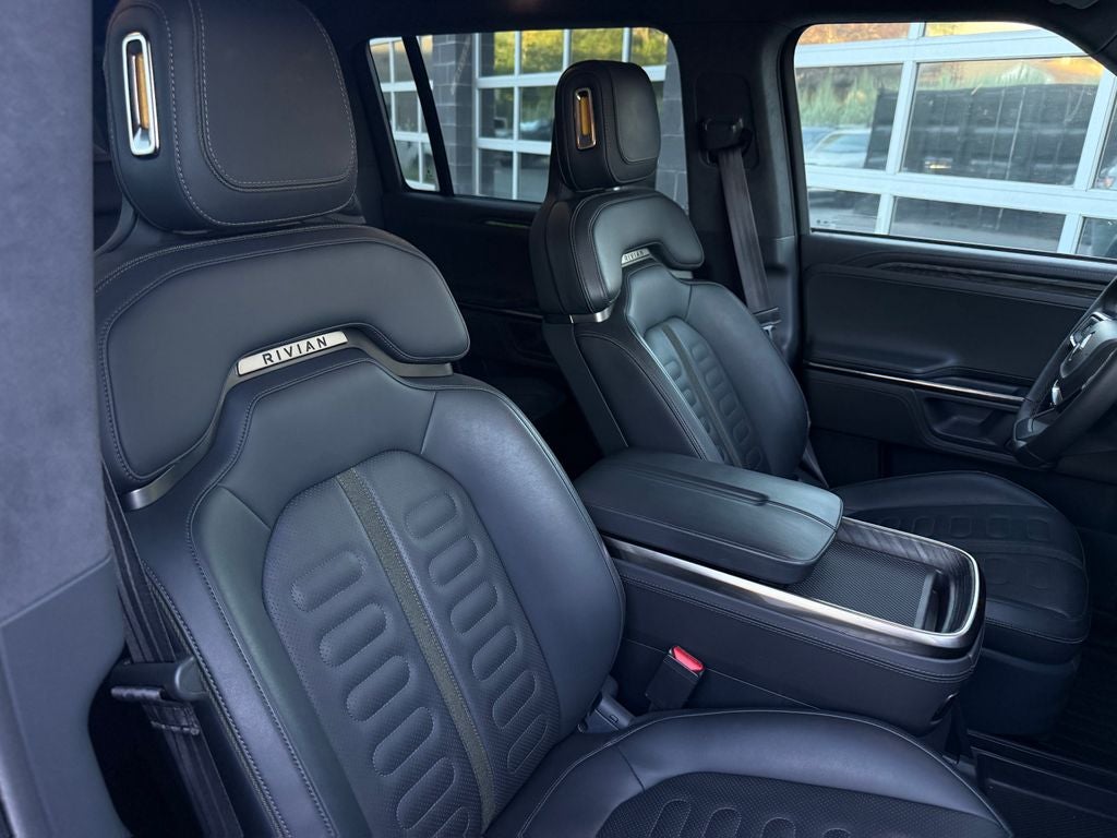 2022 Rivian R1S Launch Edition