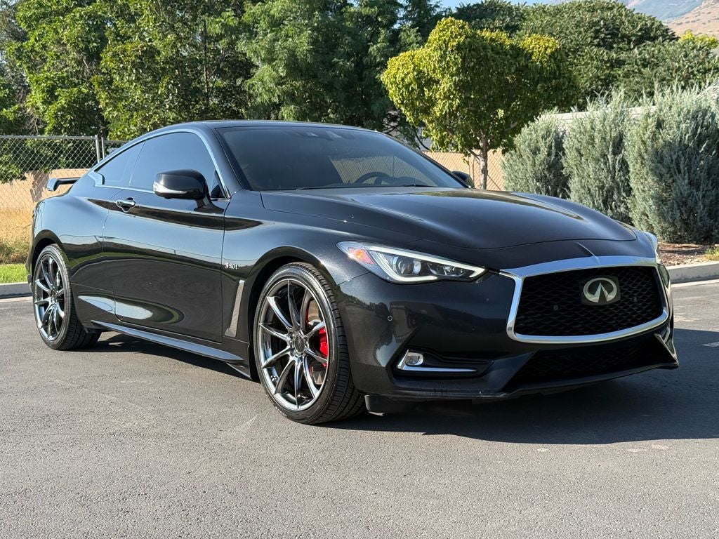 2018 INFINITI Q60 Red Sport 400