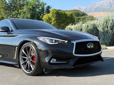 2018 INFINITI Q60 Red Sport 400