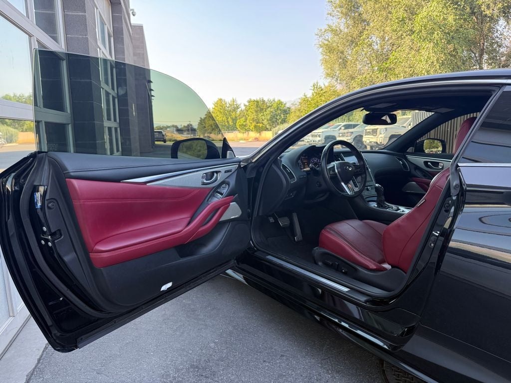 2018 INFINITI Q60 Red Sport 400