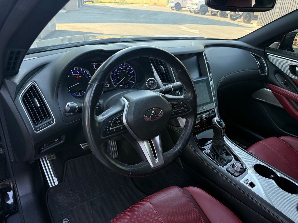 2018 INFINITI Q60 Red Sport 400