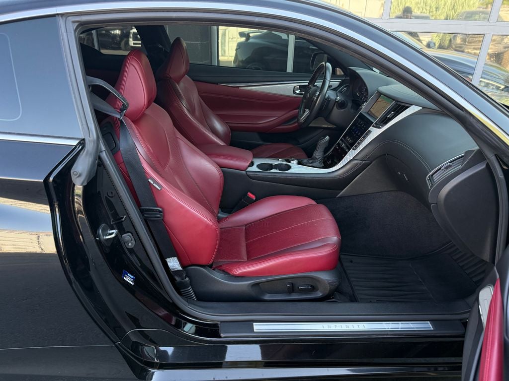 2018 INFINITI Q60 Red Sport 400