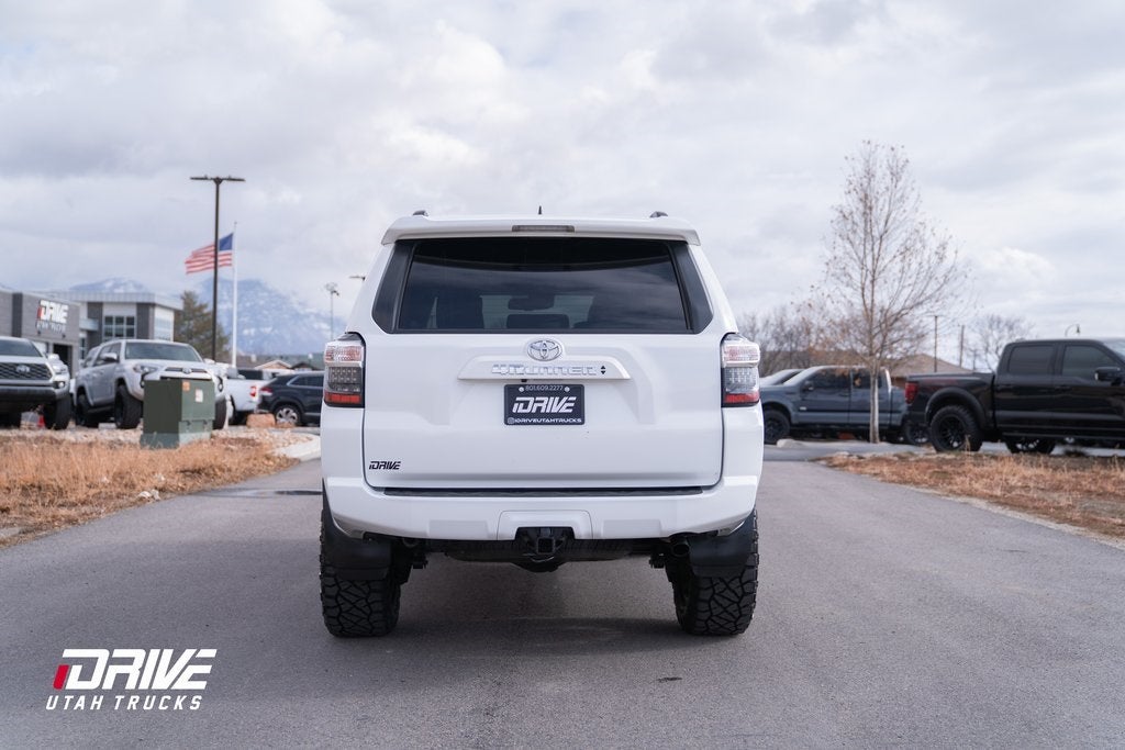 2022 Toyota 4Runner SR5